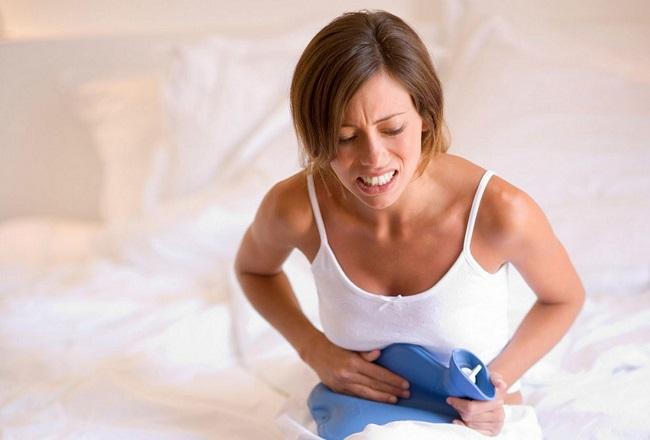 боли при месячных